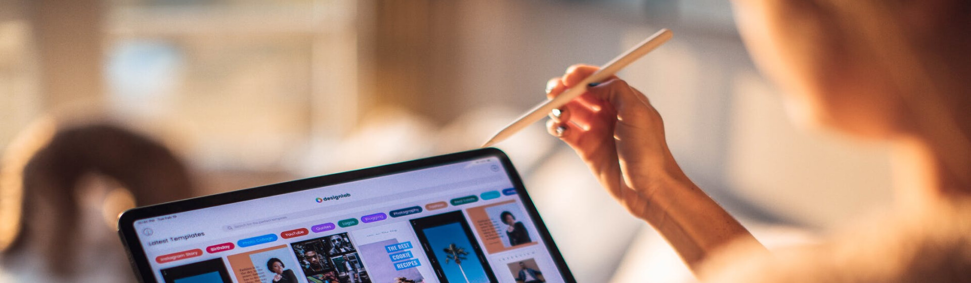 mdms digital content background image